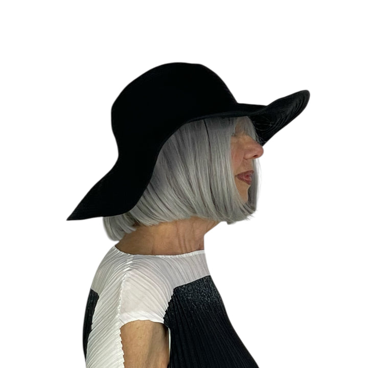 LARGE BRIM RIBBON HAT