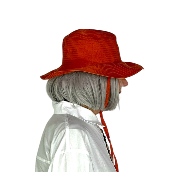 MEDIUM BRIM RIBBON HAT W/TIE