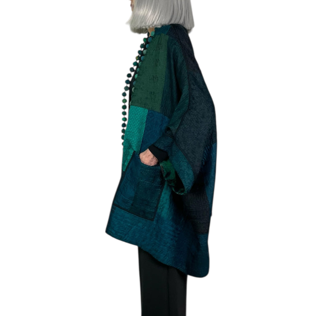 EMERALD GREEN KANTHA DOUBLE COLLAR PONCHO