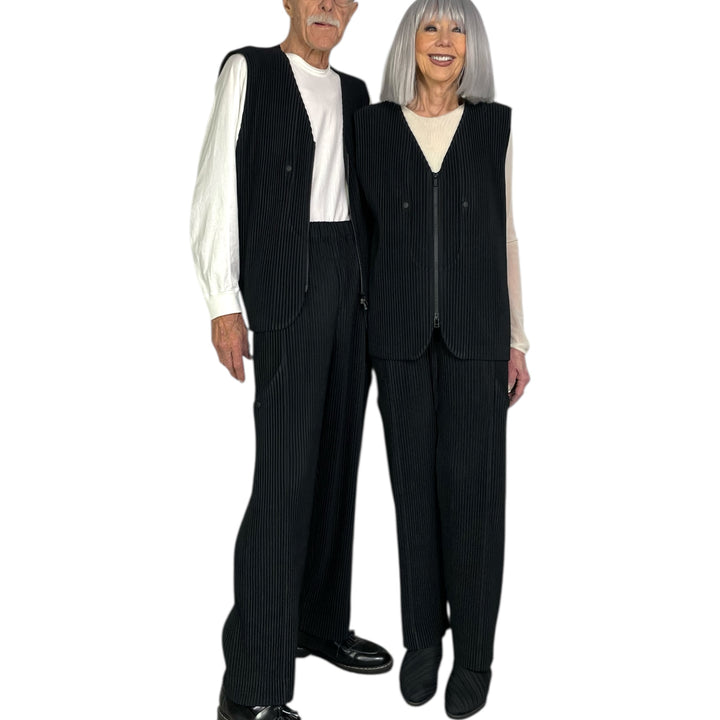 QUARRY V-NECK ZIP VEST