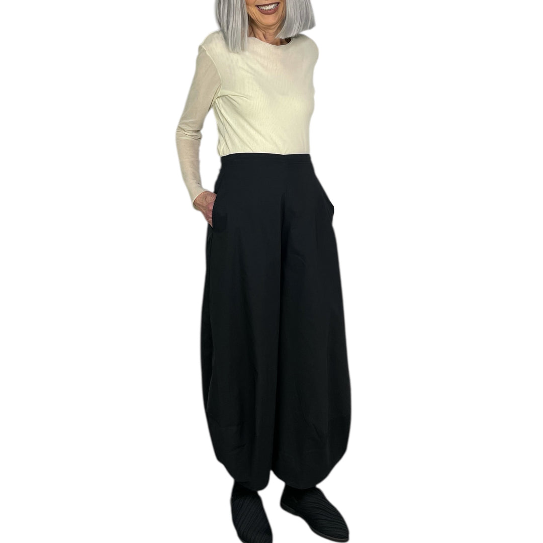 CURVED WIDE LEG PANT