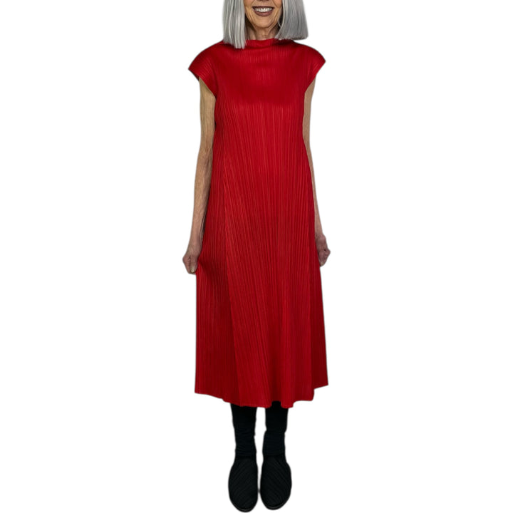 MC :  NOVEMBER SLEEVELESS DRESS