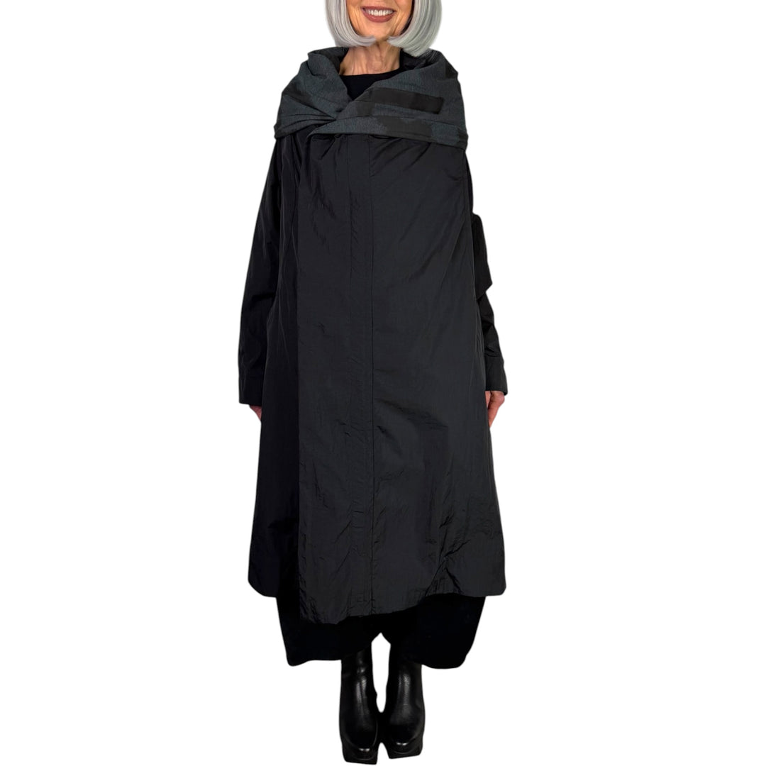 REVERSIBLE HOODED COAT