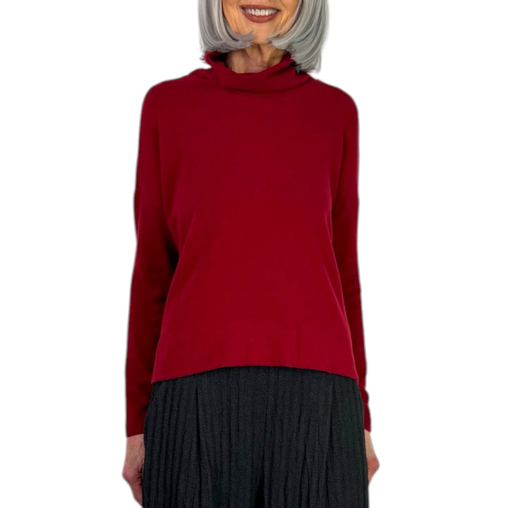 MOYET HI-NECK TOP