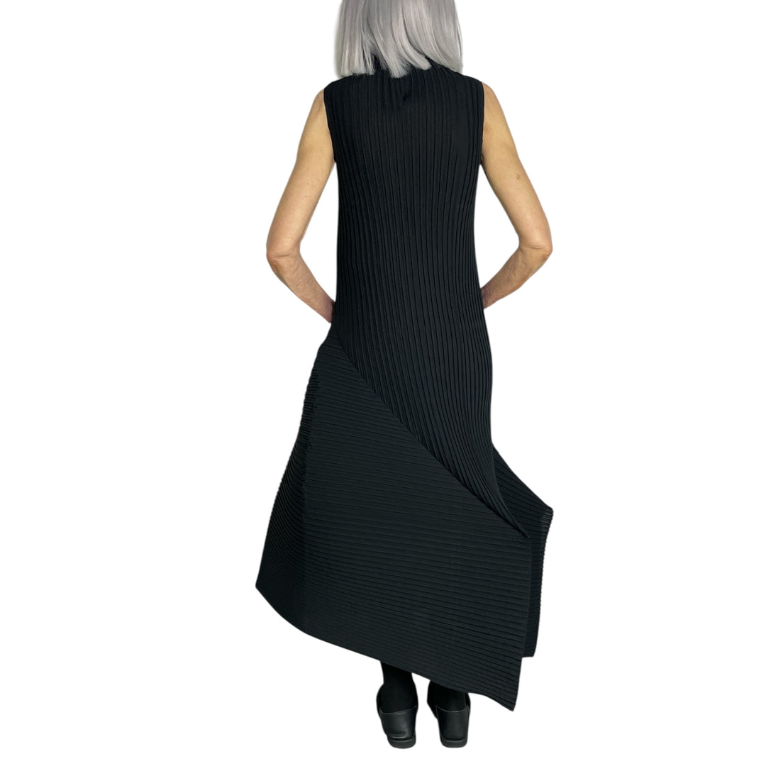 FOLD PLEATS LONG DRESS