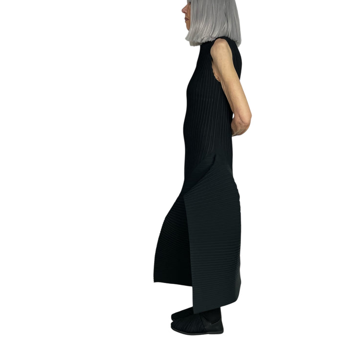 FOLD PLEATS LONG DRESS