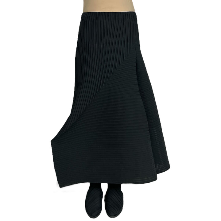 FOLD PLEATS SKIRT