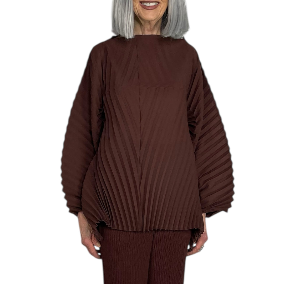  WAVE PLEATS TOP