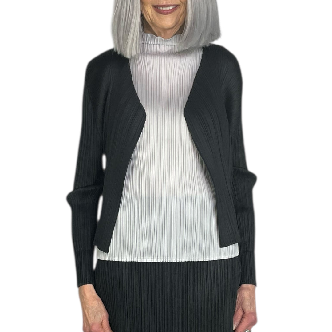 BASICS SHORT CARDIGAN