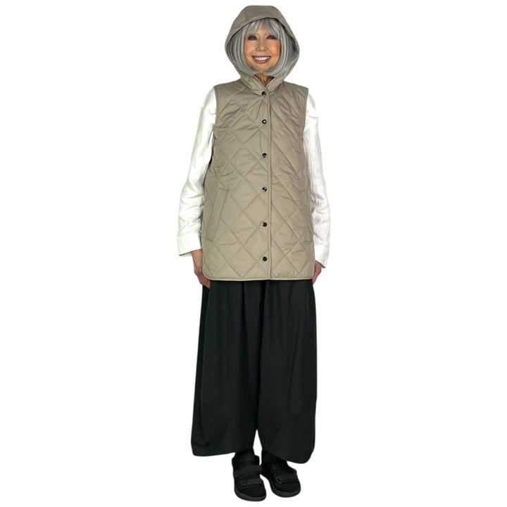 QUILTED LONG HOODED VEST