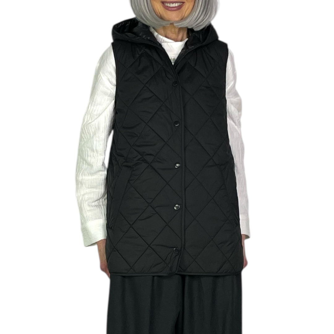 QUILTED LONG HOODIE VEST