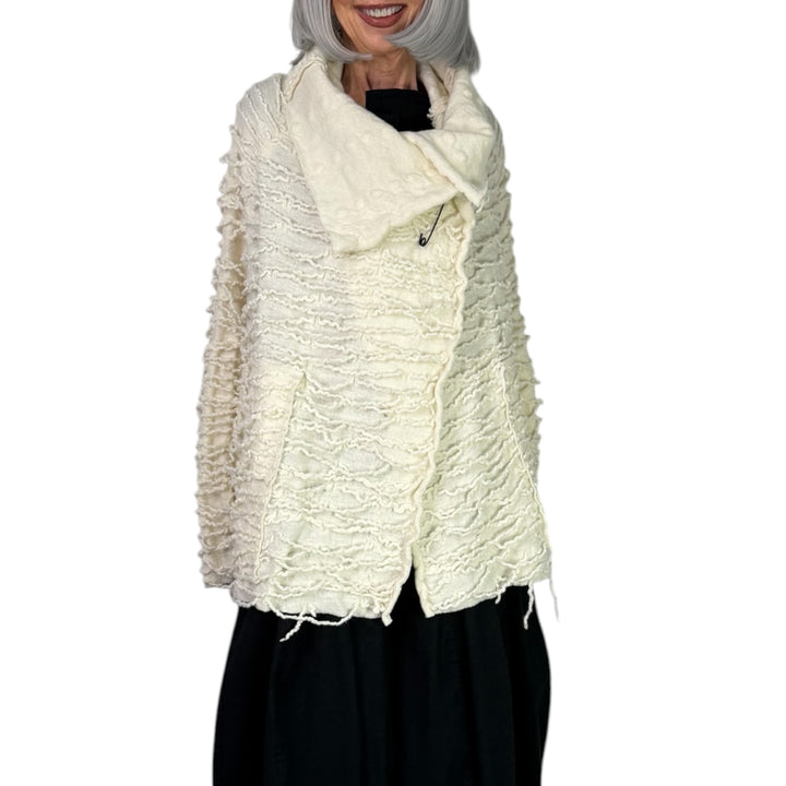 LOOPY KNIT CARDIGAN