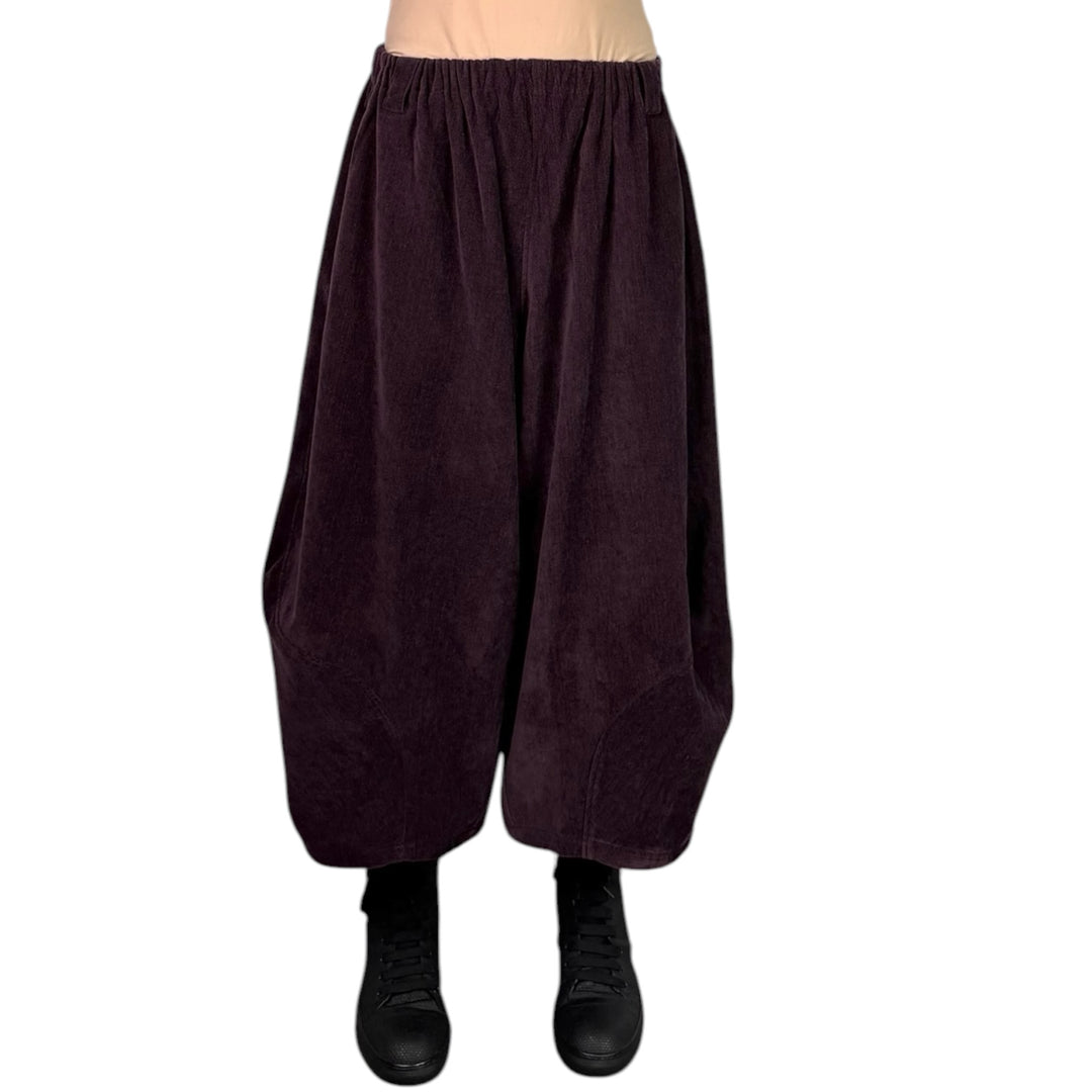 CURVED LEG ANKLE PANT