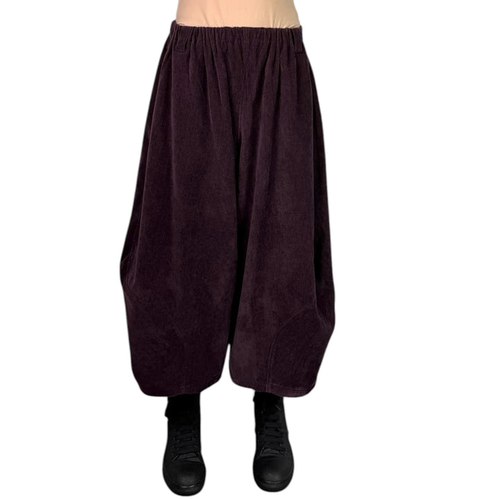 CURVED LEG ANKLE PANT