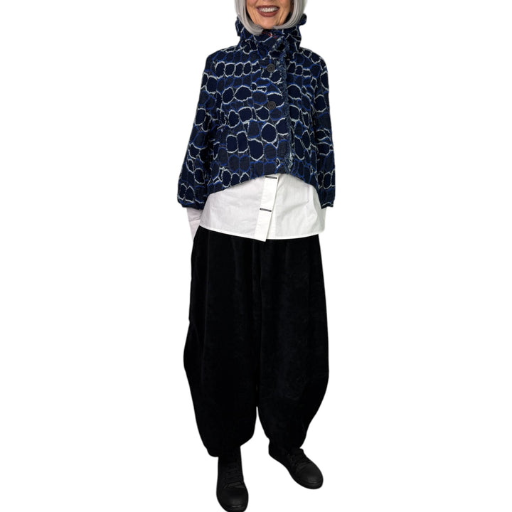 CURVED LEG ANKLE PANT