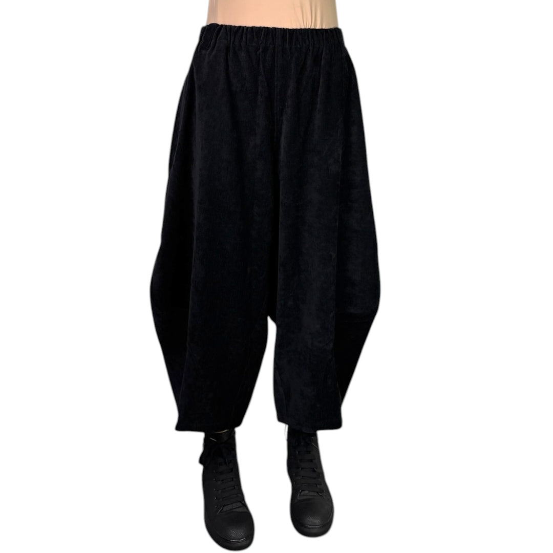 CURVED LEG ANKLE PANT