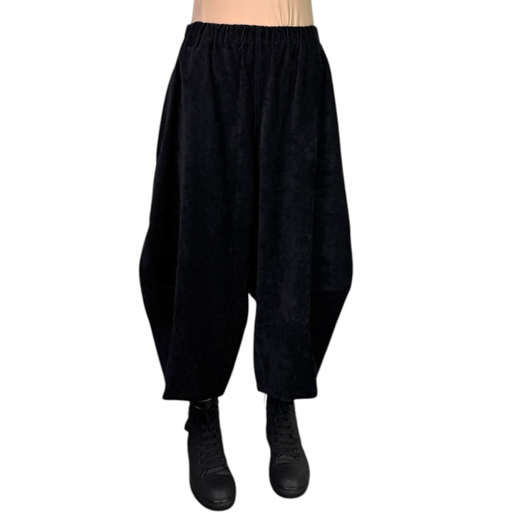 CURVED LEG ANKLE PANT