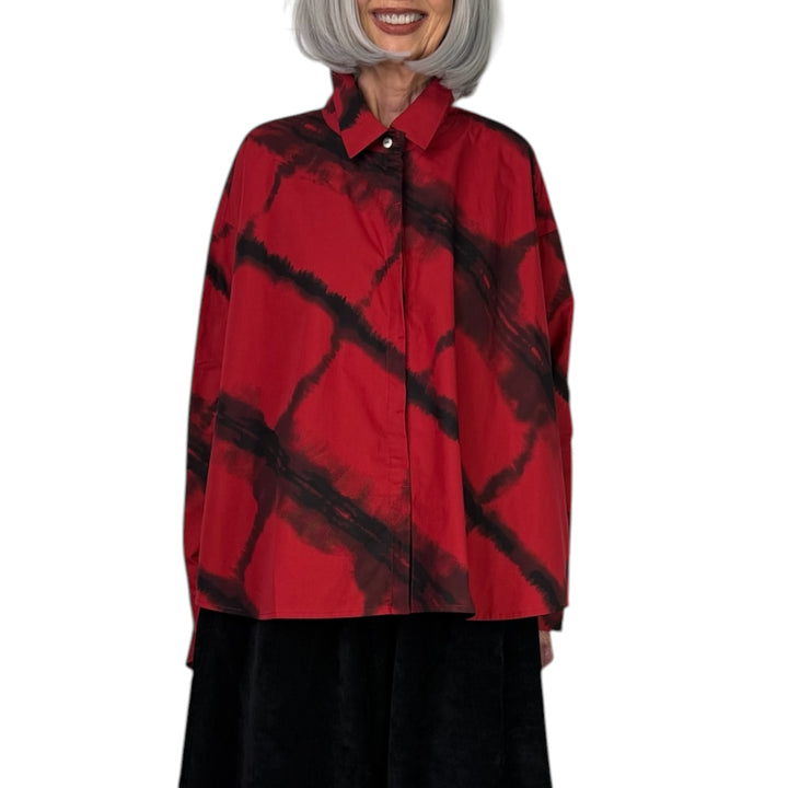 PRINTED HI-LO HEM SHIRT