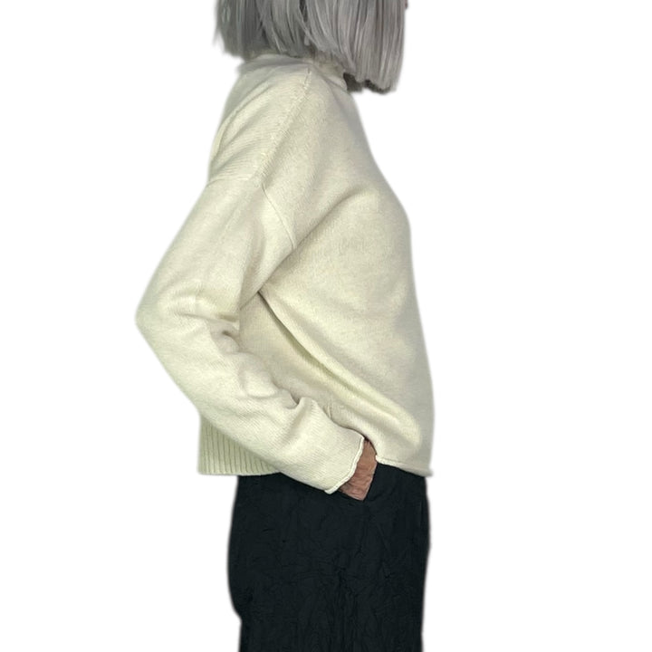 CASHMERE MOCK NECK PULLOVER