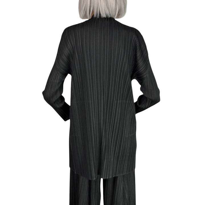 MELLOW PLEATS CARDIGAN