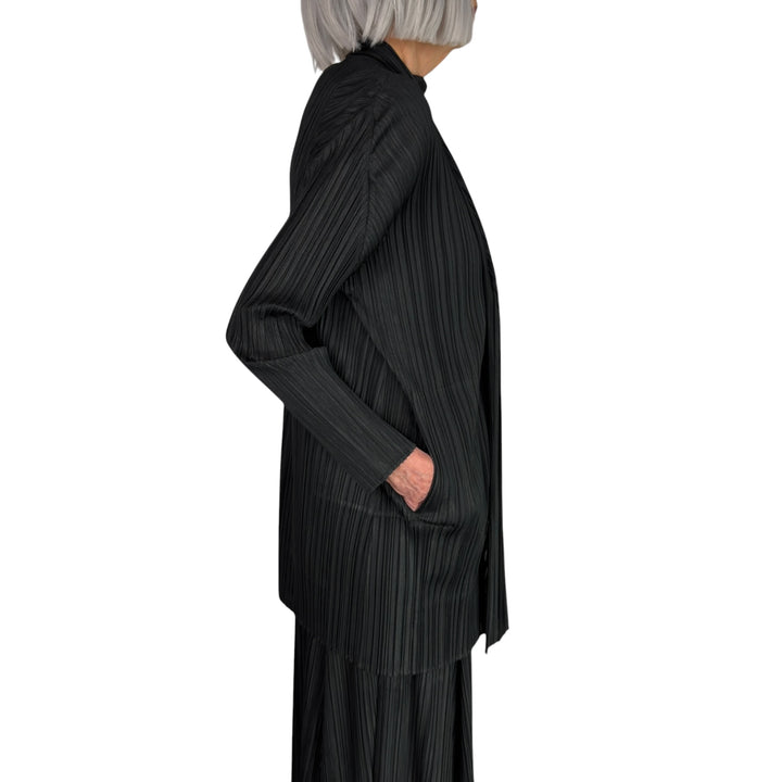 MELLOW PLEATS CARDIGAN
