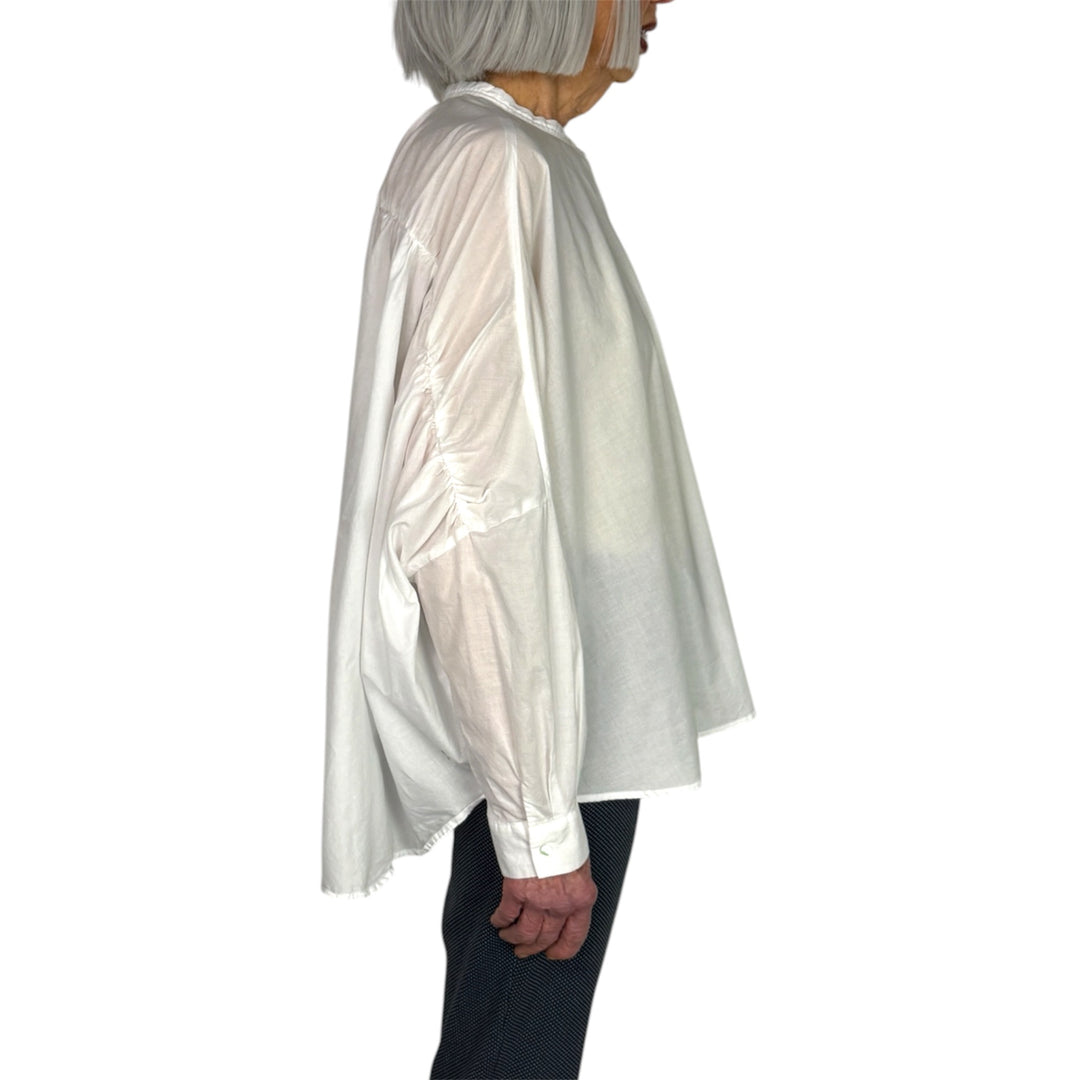GATHERED BACK SHIRT