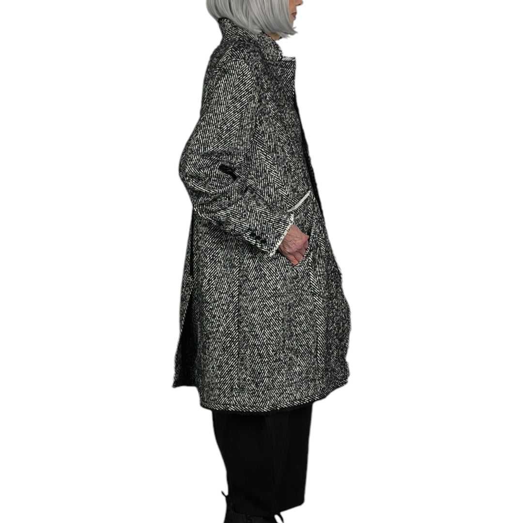 TAILORED TWEED COAT