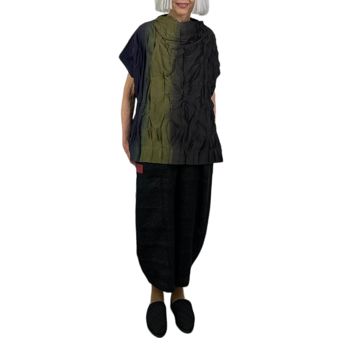 WAVY TUCK PULLOVER VEST