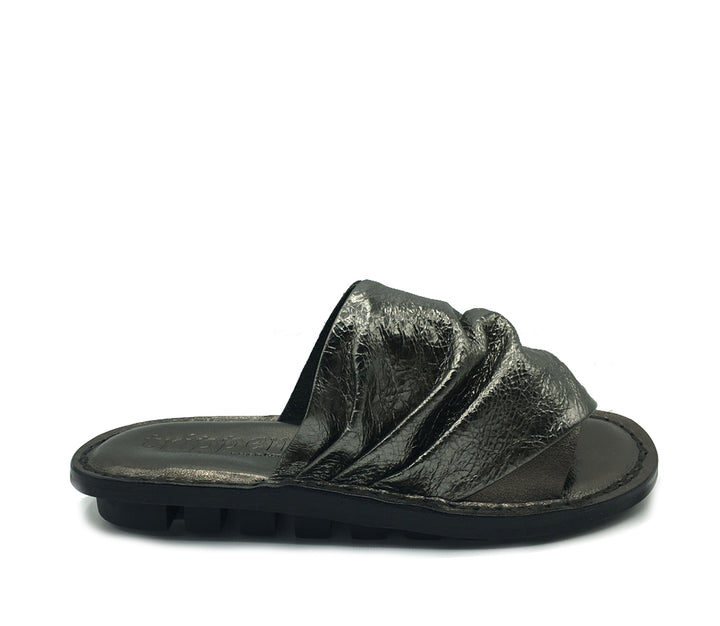 DRIFT FLAT SANDAL